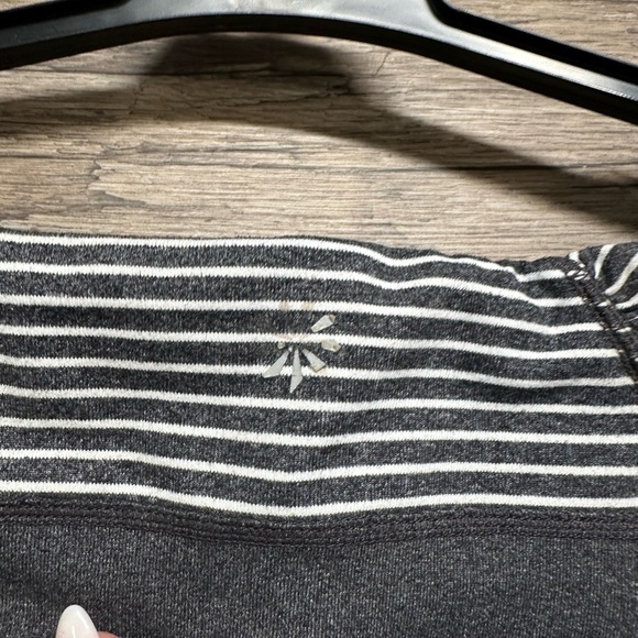 Athleta Gray Leggings with Striped Design Cropped Capri - Picture 4 of 5